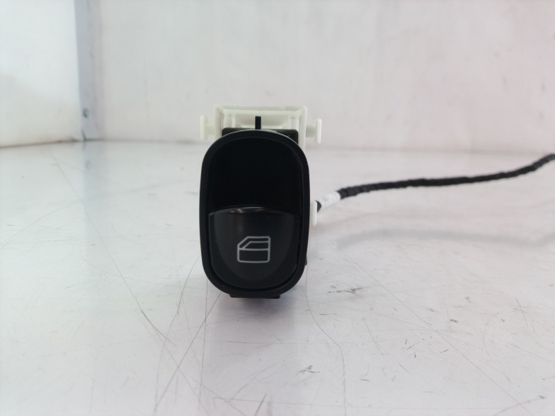 Recambio de mando elevalunas delantero derecho para mercedes-benz clase clk (w209) coupe 320 cdi (209.320) referencia OEM IAM A2