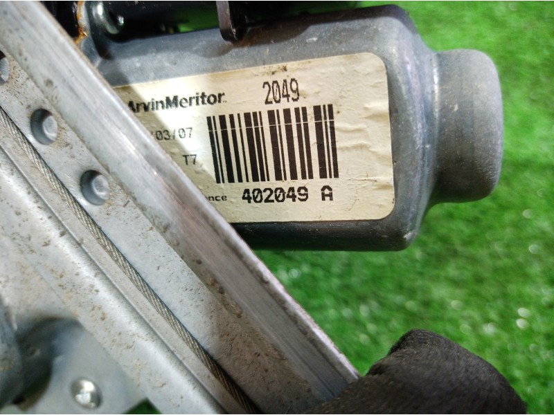 Recambio de elevalunas trasero izquierdo para renault scenic ii confort dynamique referencia OEM IAM 402049A 402049A 402049A