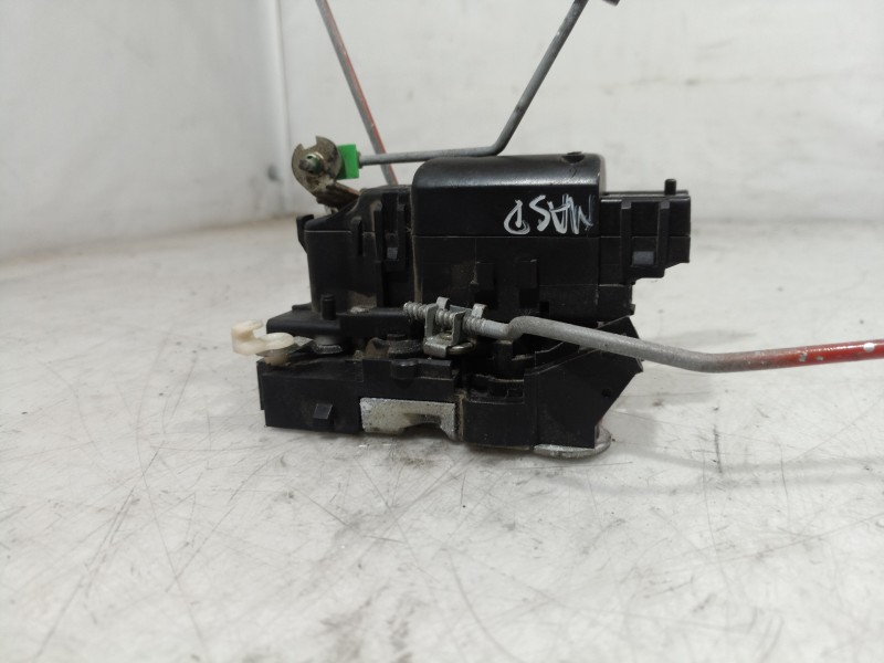 Recambio de cerradura puerta delantera derecha para renault mascott 3.0 diesel referencia OEM IAM   