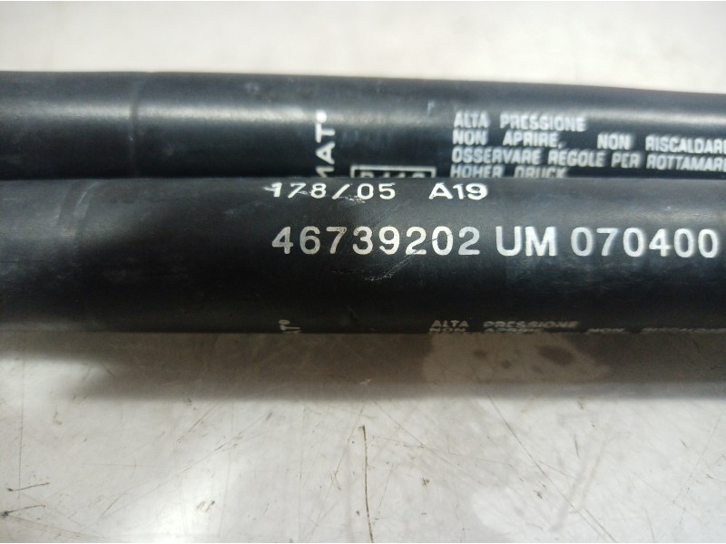 Recambio de amortiguadores capo para alfa romeo 147 (190) 1.6 t.spark eco distinctive referencia OEM IAM 46739202 46739202 46739