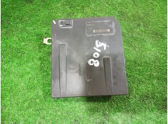 Recambio de caja reles / fusibles para renault scenic ii confort dynamique referencia OEM IAM 8200481866 8200481866 519158083 2