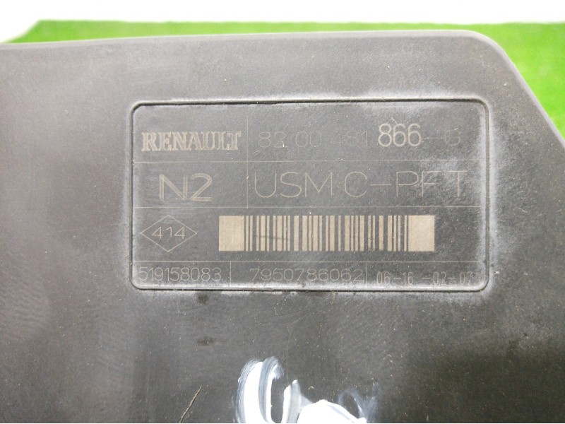 Recambio de caja reles / fusibles para renault scenic ii confort dynamique referencia OEM IAM 8200481866 8200481866 519158083