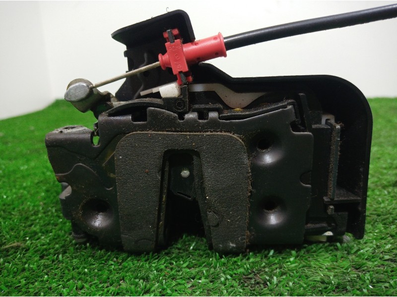 Recambio de cerradura puerta trasera izquierda para ford mondeo ber. (ca2) ambiente referencia OEM IAM 6M2AR26413BB 6M2AR26413BB