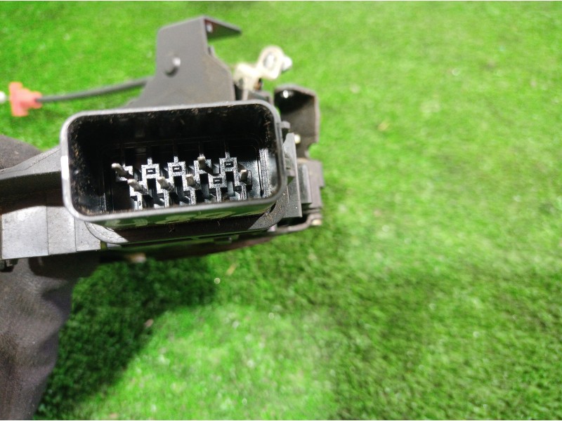 Recambio de cerradura puerta trasera izquierda para ford mondeo ber. (ca2) ambiente referencia OEM IAM 6M2AR26413BB 6M2AR26413BB