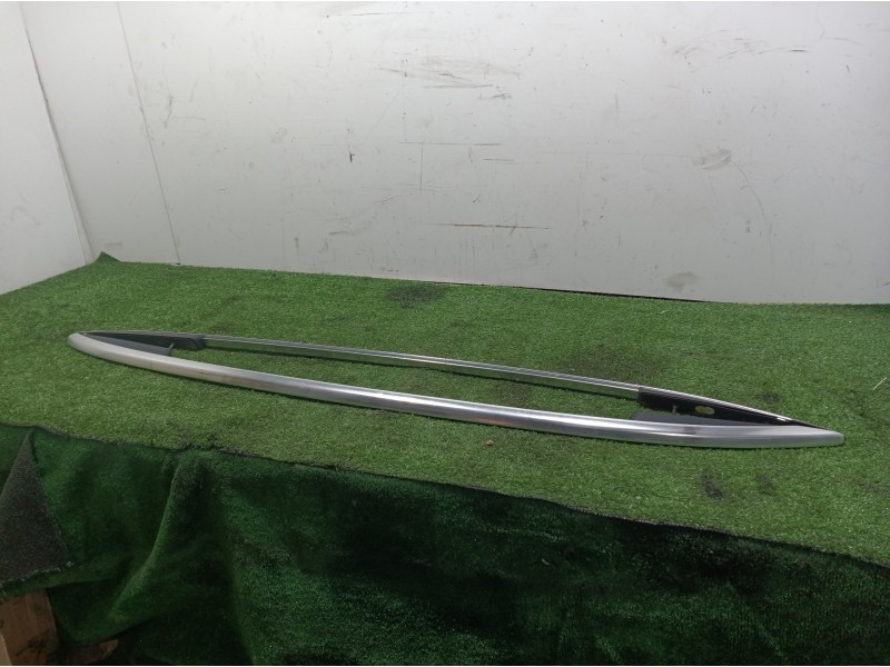 Recambio de barras techo para volkswagen tiguan (5n1) 2.0 tdi referencia OEM IAM 5N0860025 5N0860044 5N0860026