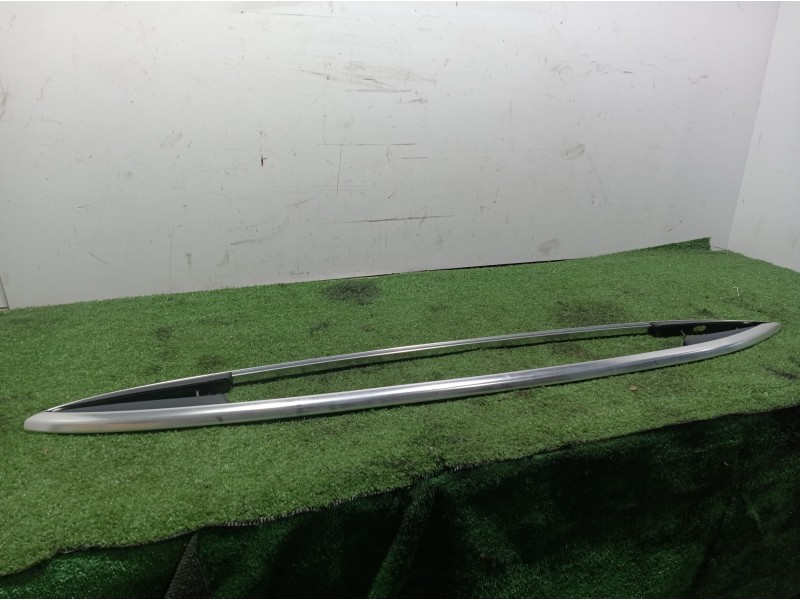 Recambio de barras techo para volkswagen tiguan (5n1) 2.0 tdi referencia OEM IAM 5N0860025 5N0860044 5N0860026