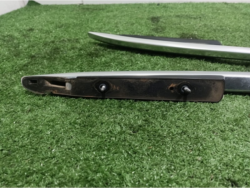 Recambio de barras techo para volkswagen tiguan (5n1) 2.0 tdi referencia OEM IAM 5N0860025 5N0860044 5N0860026