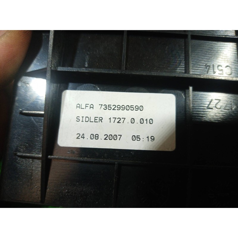 Recambio de cenicero para alfa romeo 147 (190) 1.6 t.spark eco distinctive referencia OEM IAM 7352990590 7352990590 7352990590