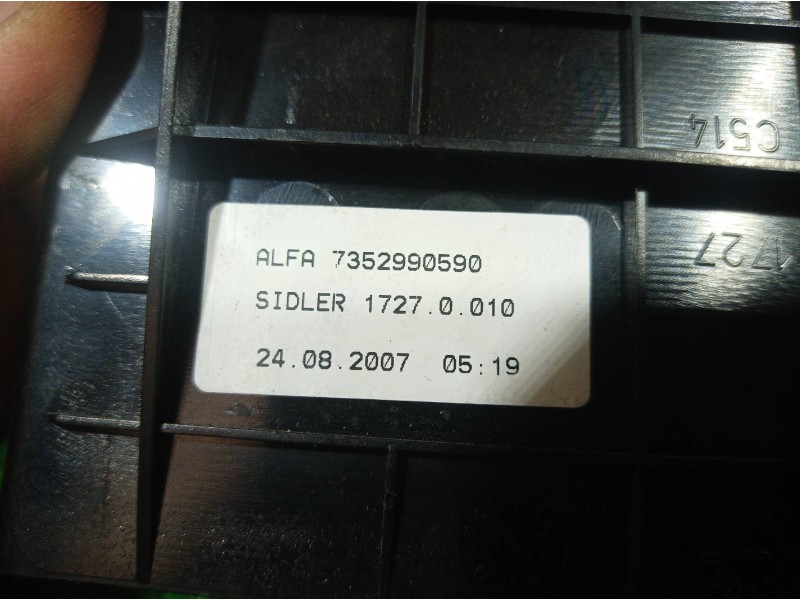 Recambio de cenicero para alfa romeo 147 (190) 1.6 t.spark eco distinctive referencia OEM IAM 7352990590 7352990590 7352990590
