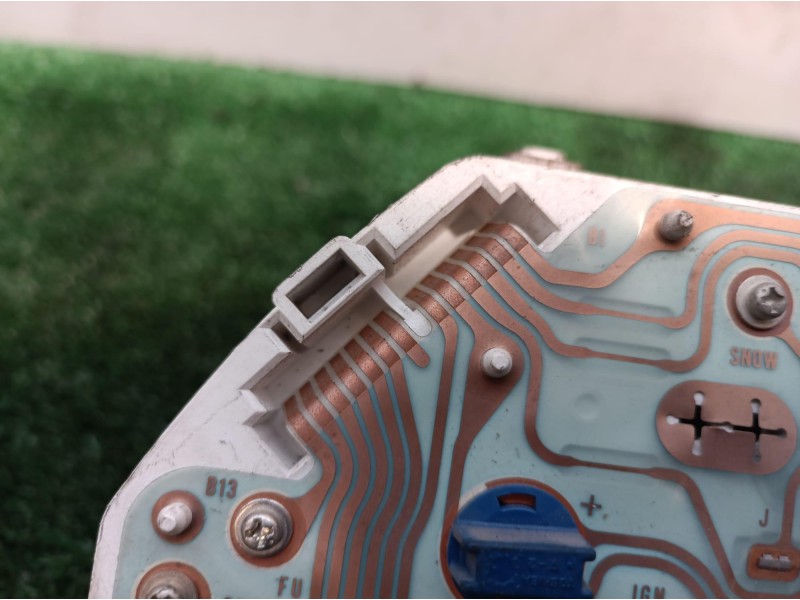 Recambio de cuadro instrumentos para mg serie 25 (rf) 1.4 16v cat referencia OEM IAM AR0051304 AR0051304 AR0051304