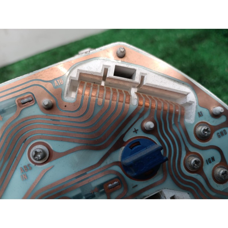 Recambio de cuadro instrumentos para mg serie 25 (rf) 1.4 16v cat referencia OEM IAM AR0051304 AR0051304 AR0051304