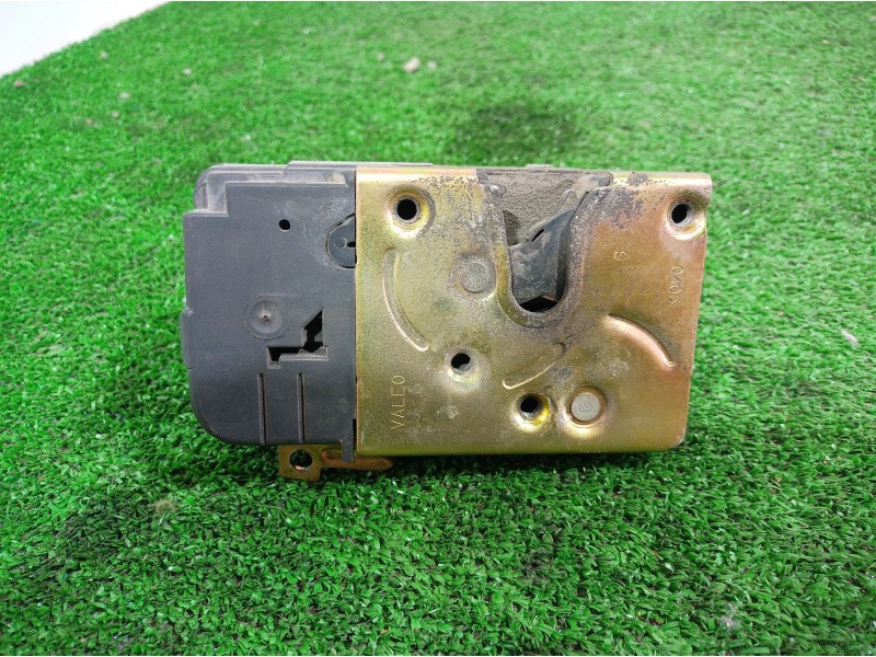 Recambio de cerradura puerta delantera izquierda para peugeot 206 berlina gti referencia OEM IAM   