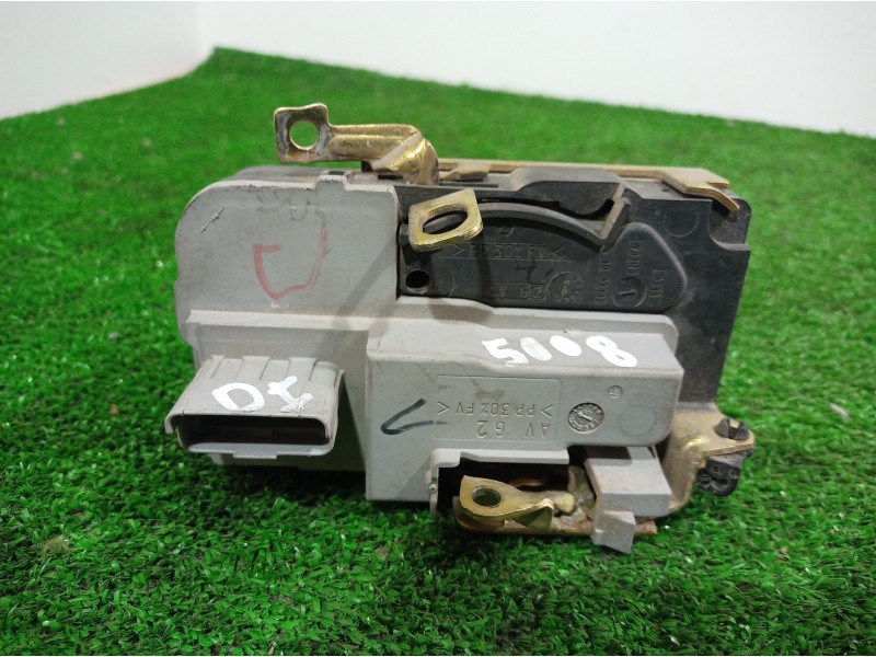 Recambio de cerradura puerta delantera izquierda para peugeot 206 berlina gti referencia OEM IAM   