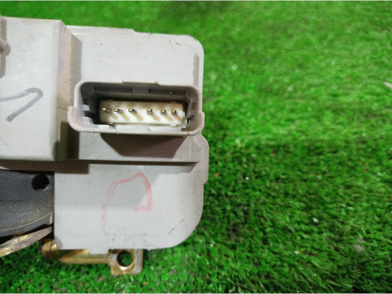 Recambio de cerradura puerta delantera izquierda para peugeot 206 berlina gti referencia OEM IAM   