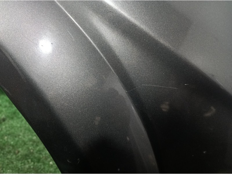 Recambio de aleta delantera derecha para chrysler grand voyager limited referencia OEM IAM   