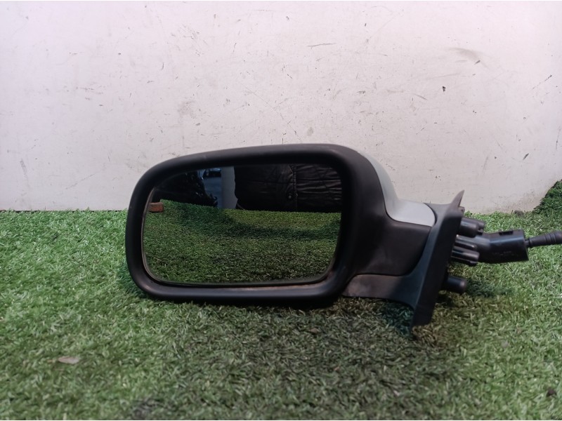 Recambio de retrovisor izquierdo para peugeot 307 (s1) xr referencia OEM IAM 015821 015821 015821