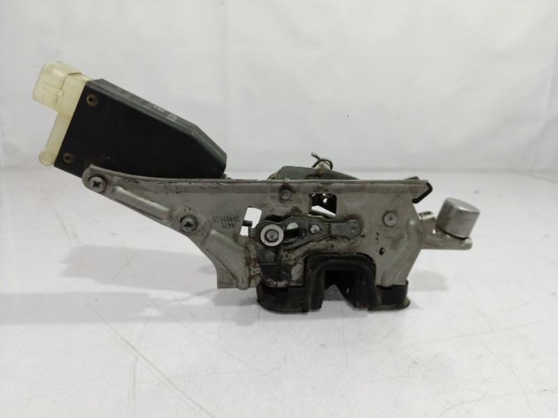 Recambio de cerradura puerta trasera derecha para opel omega b elegance berlina referencia OEM IAM 605329 605329 605329