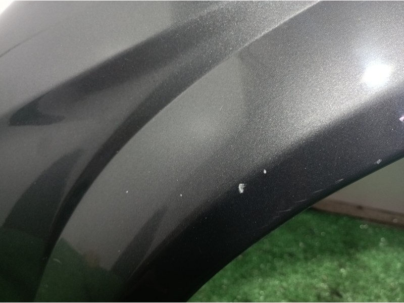 Recambio de aleta delantera izquierda para chrysler grand voyager limited referencia OEM IAM   