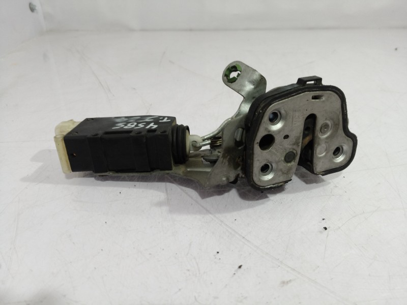 Recambio de cerradura puerta trasera izquierda para opel omega b elegance berlina referencia OEM IAM 605329 605329 605329