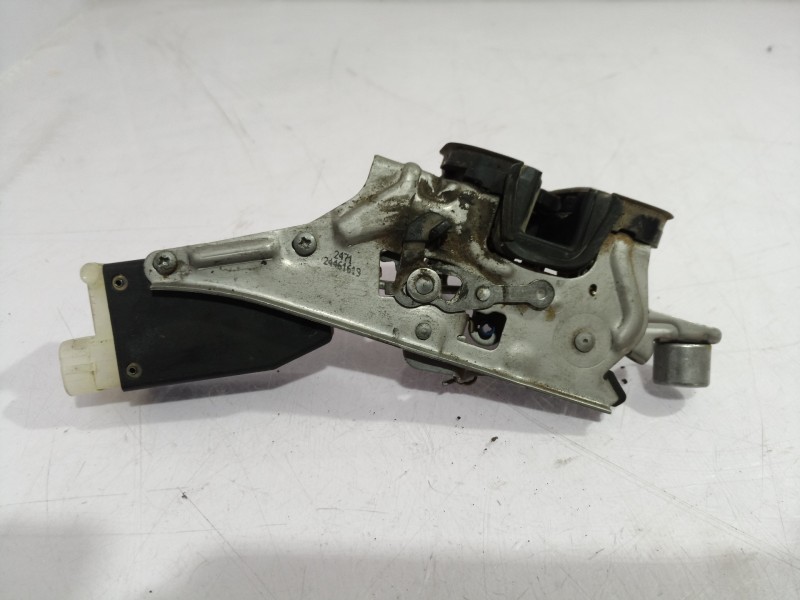 Recambio de cerradura puerta trasera izquierda para opel omega b elegance berlina referencia OEM IAM 605329 605329 605329