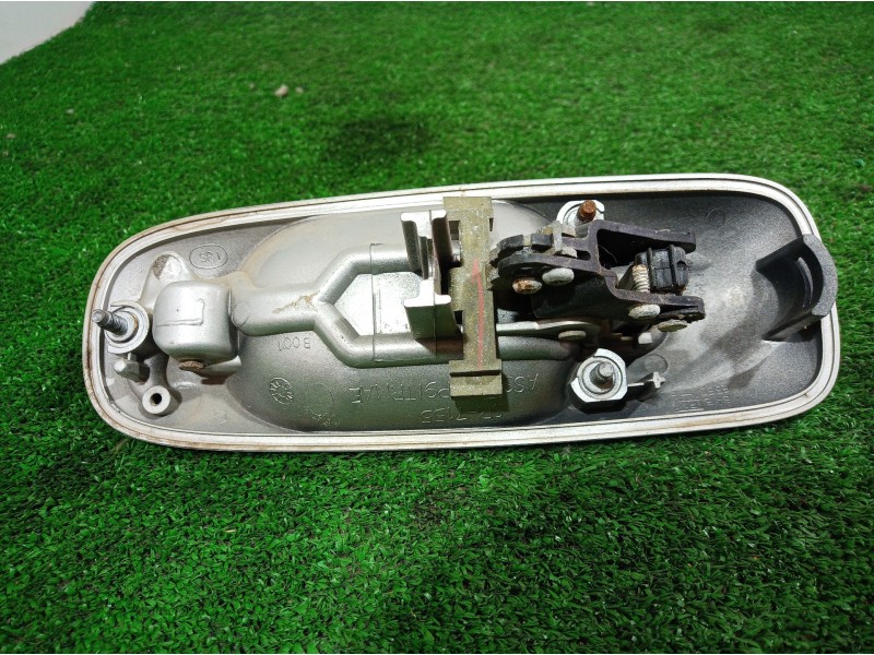 Recambio de maneta exterior trasera izquierda para chrysler voyager (rg) 2.8 crd executive referencia OEM IAM   