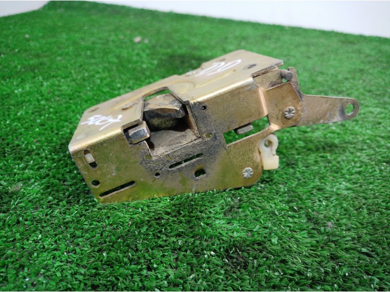 Recambio de cerradura puerta delantera derecha para maserati biturbo 425 referencia OEM IAM   