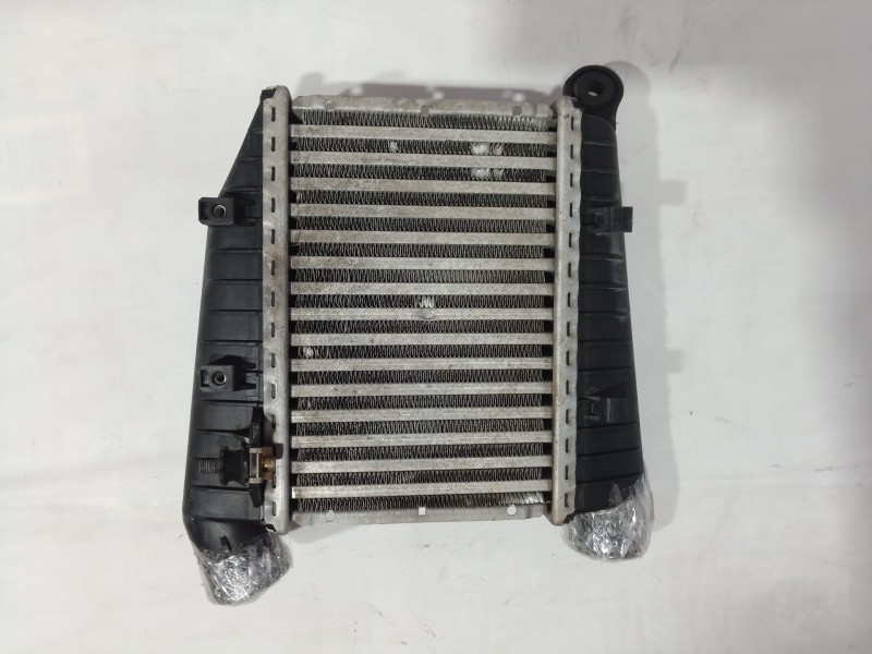 Recambio de intercooler para opel omega b elegance berlina referencia OEM IAM 90529903 90529903 90529903