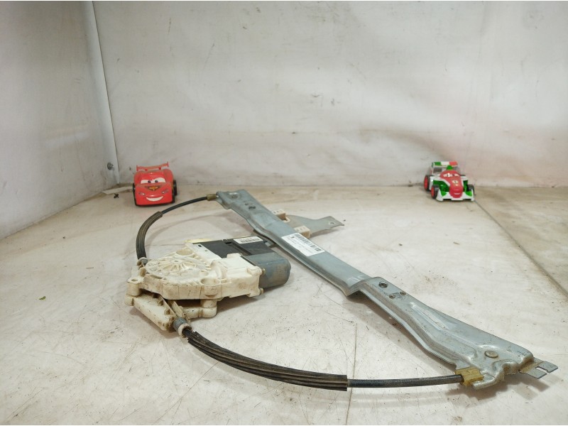 Recambio de elevalunas delantero izquierdo para citroën c4 berlina referencia OEM IAM 997832 997832 997832