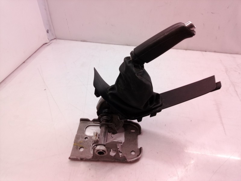 Recambio de palanca freno de mano para ford mondeo ber. (ca2) referencia OEM IAM 7S71A061B84 7S71A061B84 7S71A061B84