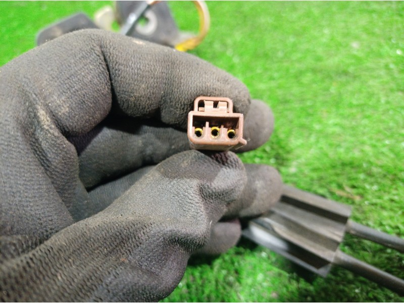 Recambio de cerradura maletero / porton para ford fiesta (cbk) referencia OEM IAM A43102BC A43102BC A43102BC