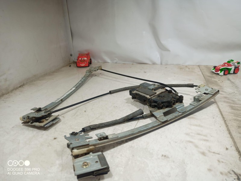 Recambio de elevalunas delantero izquierdo para volkswagen vento (1h2) referencia OEM IAM   