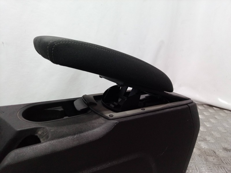 Recambio de apoyabrazos central para peugeot 308 sw allure referencia OEM IAM 96775883 96775883 96775883