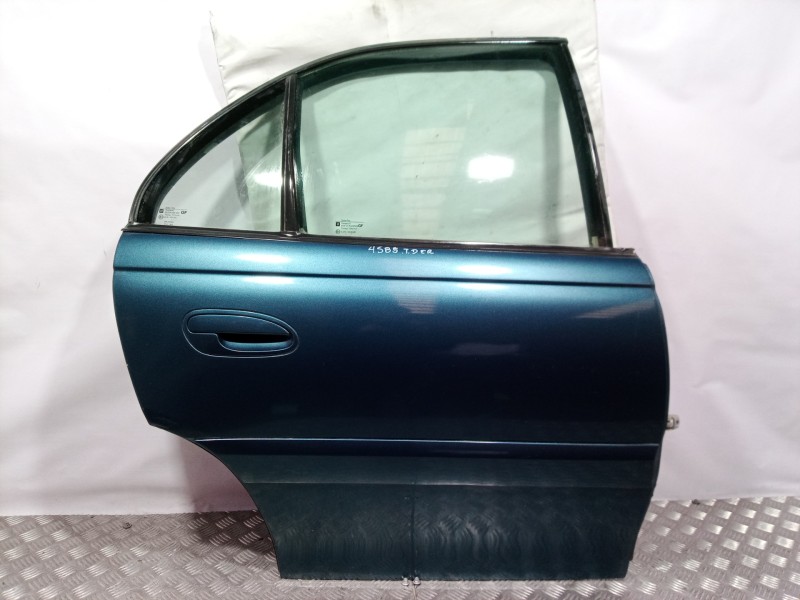 Recambio de puerta trasera derecha para opel omega b elegance berlina referencia OEM IAM   