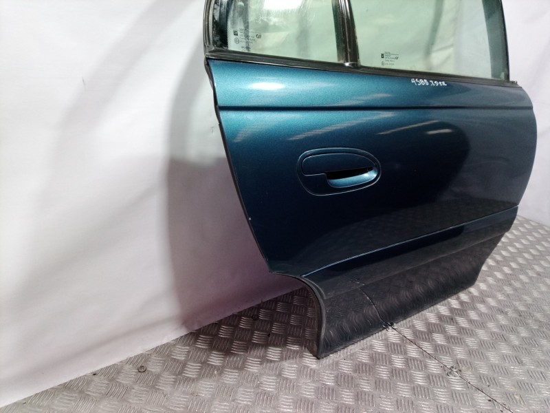 Recambio de puerta trasera derecha para opel omega b elegance berlina referencia OEM IAM   