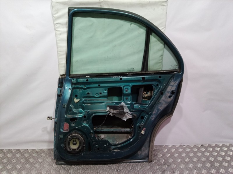Recambio de puerta trasera derecha para opel omega b elegance berlina referencia OEM IAM   