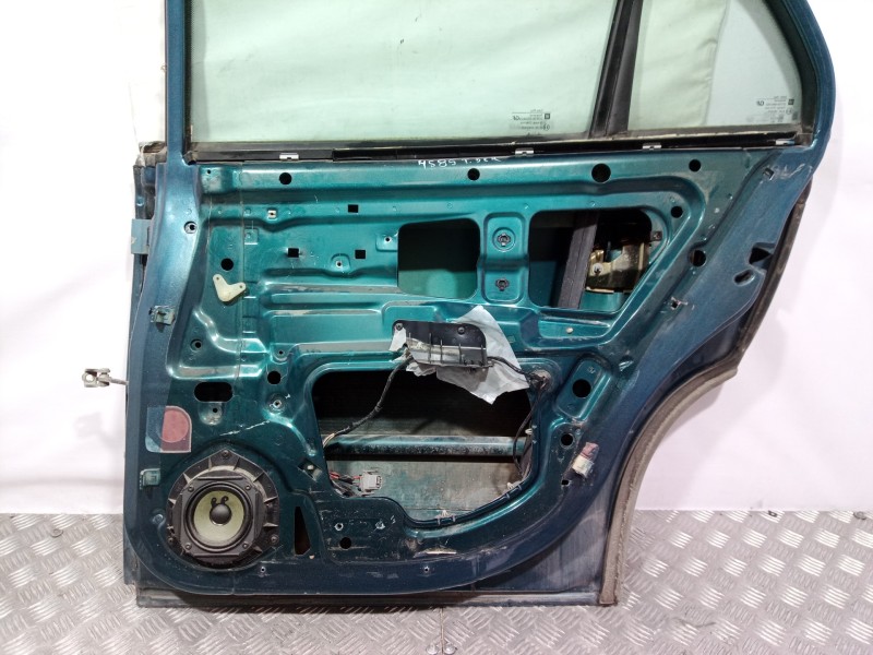 Recambio de puerta trasera derecha para opel omega b elegance berlina referencia OEM IAM   