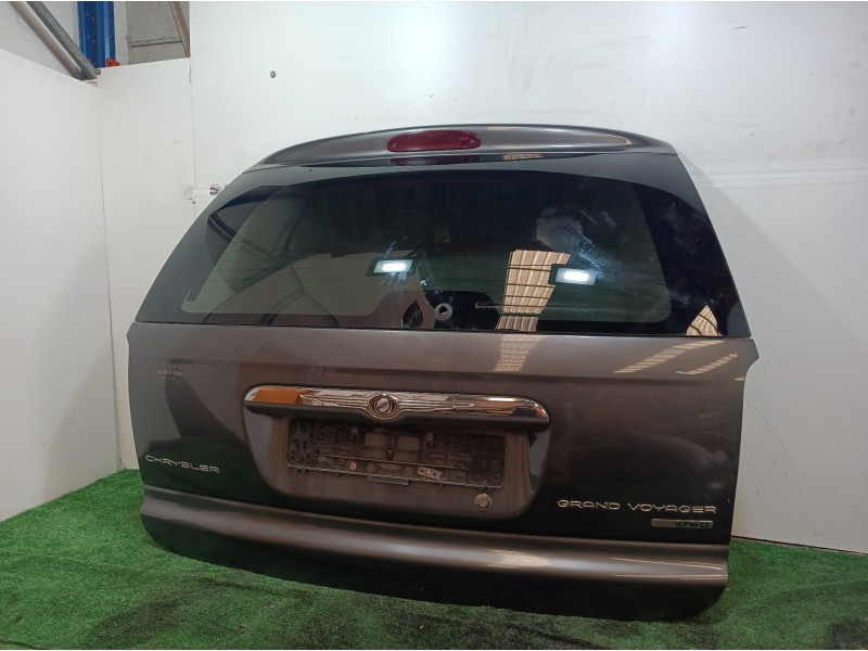 Recambio de porton trasero para chrysler grand voyager limited referencia OEM IAM   