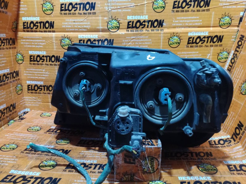 Recambio de faro derecho para jeep gr.cherokee (wj/wg) 2.7 crd laredo referencia OEM IAM   