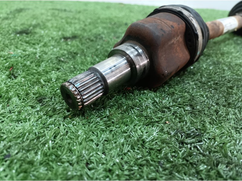 Recambio de transmision delantera izquierda para ford tourneo courier (c4a) ambiente referencia OEM IAM ET763B437AA ET763B437AA 