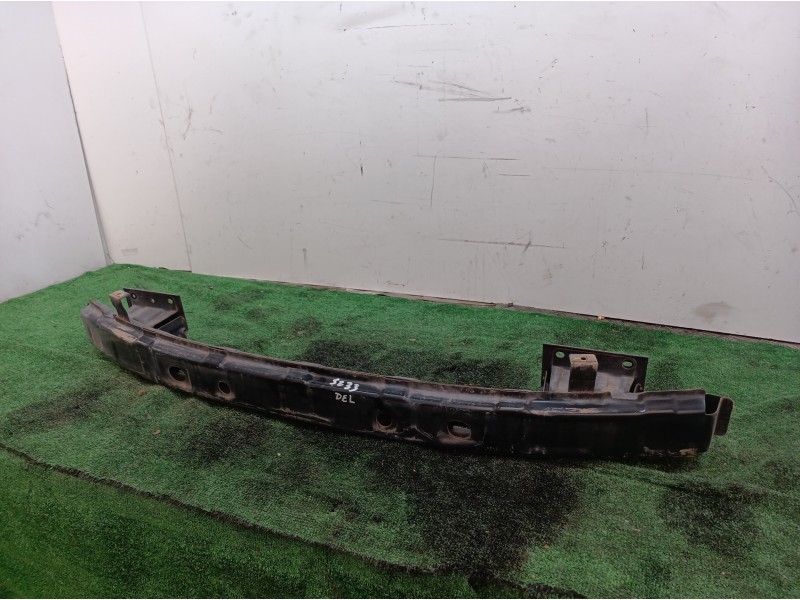 Recambio de refuerzo paragolpes delantero para hyundai trajet (fo) 2.0 gls referencia OEM IAM   