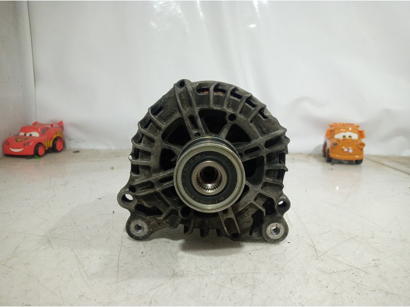 Recambio de alternador para volkswagen crafter caja cerrada 2.0 tdi referencia OEM IAM HVW0009060700 HVW0009060700 HVW0009060700