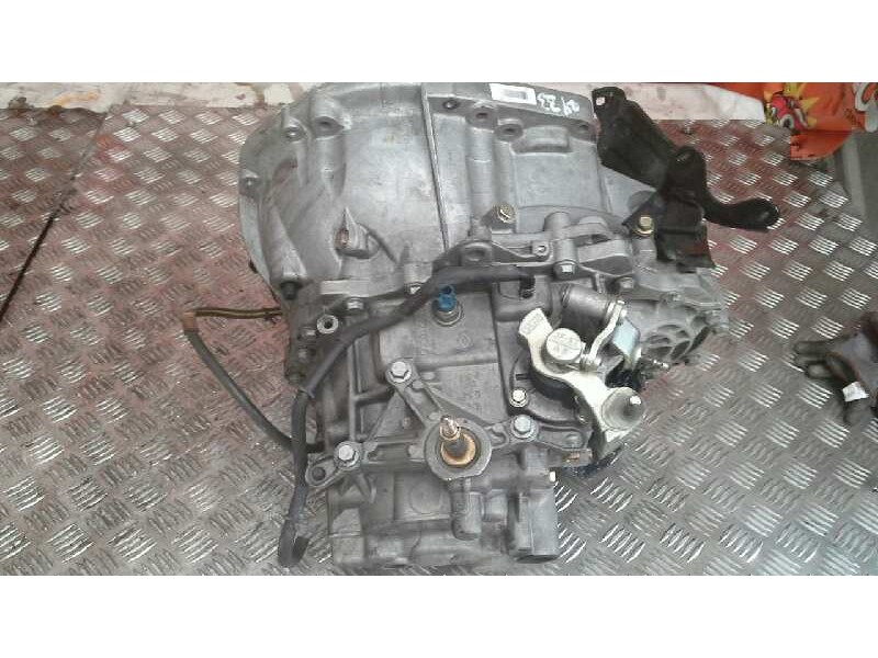 Recambio de caja cambios para nissan primera berlina (p12) acenta referencia OEM IAM   