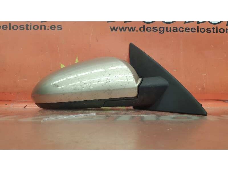 Recambio de retrovisor derecho para nissan primera berlina (p12) acenta referencia OEM IAM 96301AU480  
