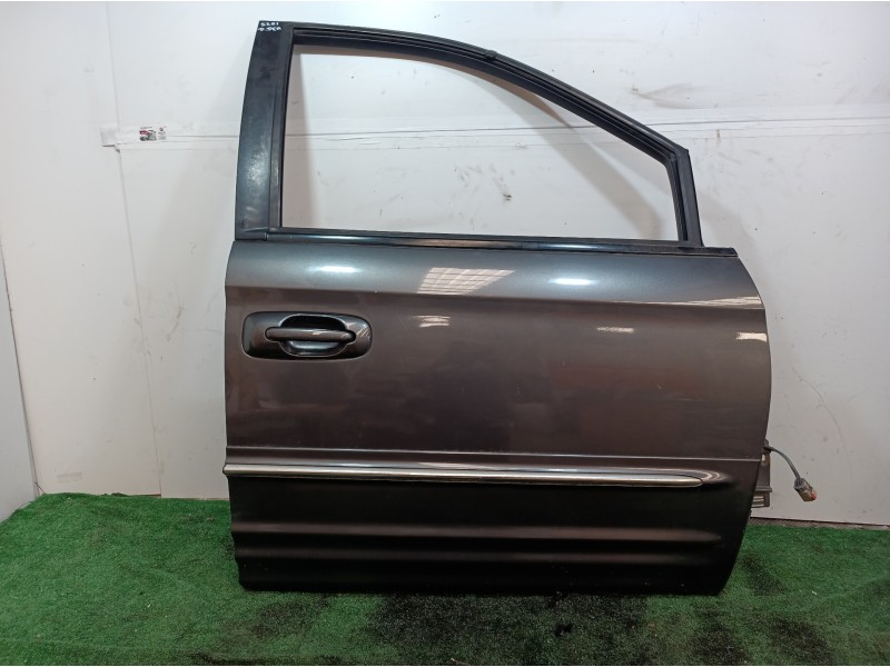 Recambio de puerta delantera derecha para chrysler grand voyager limited referencia OEM IAM   