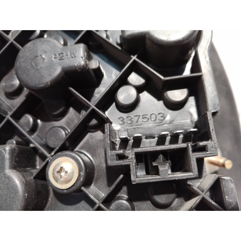 Recambio de piloto trasero derecho para fiat bravo (182) 1.6 16v / 16v 100 sx referencia OEM IAM 0046538352  