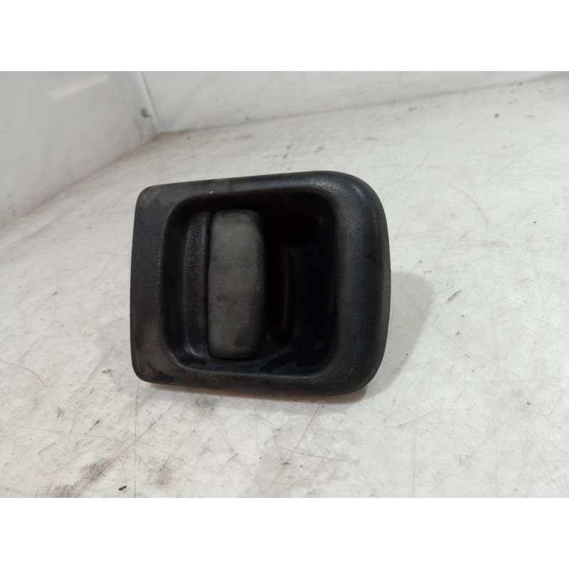 Recambio de maneta exterior delantera izquierda para renault mascott 3.0 diesel referencia OEM IAM 7700352488 7700352488 7700352