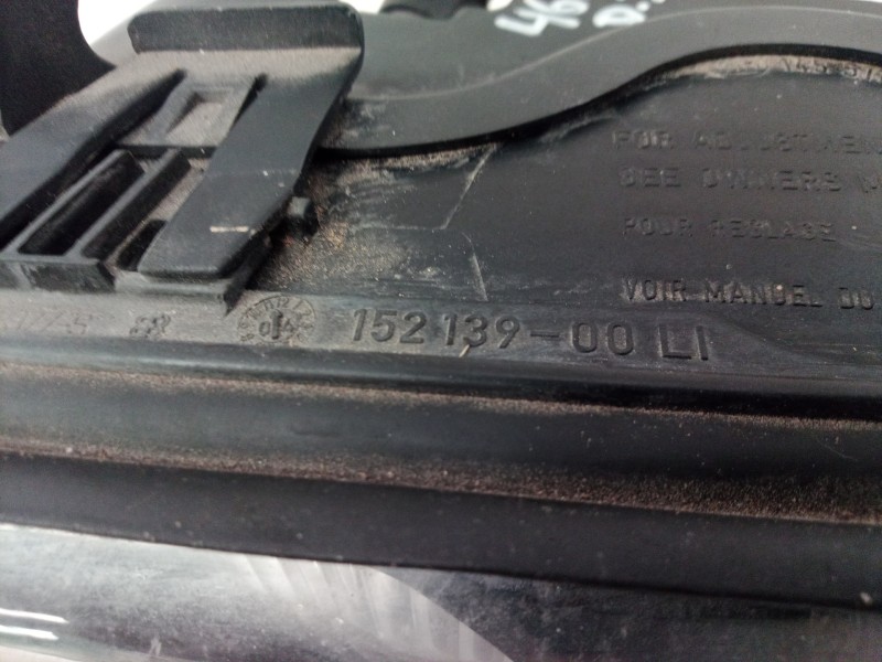 Recambio de faro izquierdo para bmw serie 5 berlina (e39) 530d referencia OEM IAM 15213900 15213900 15213900