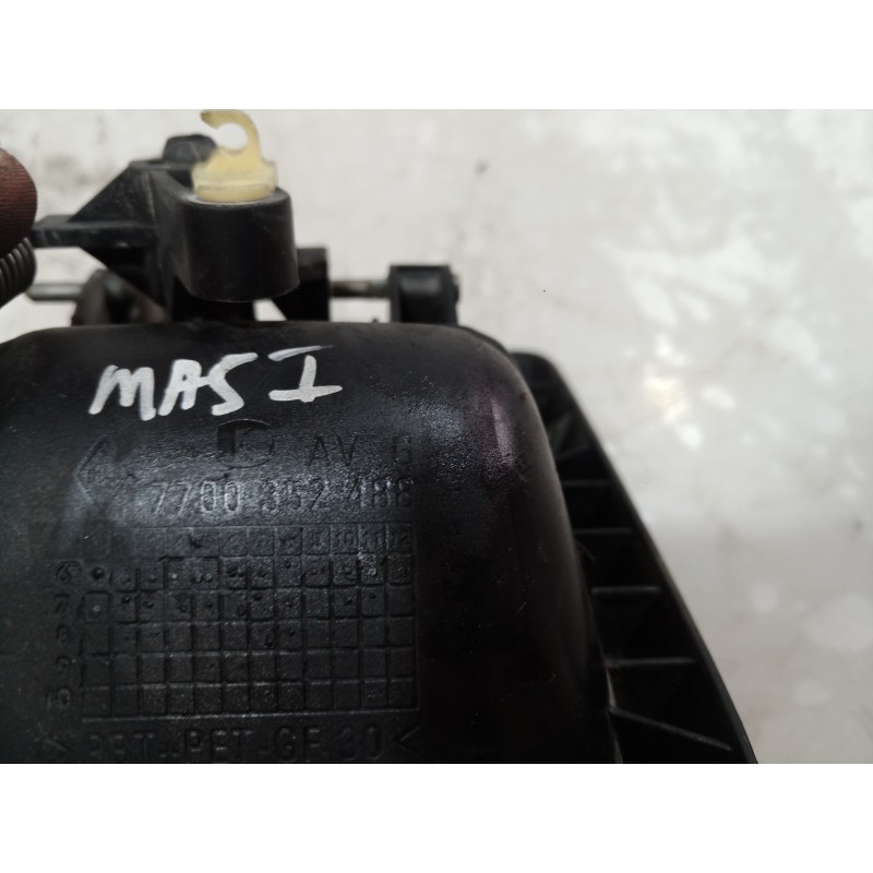 Recambio de maneta exterior delantera izquierda para renault mascott 3.0 diesel referencia OEM IAM 7700352488 7700352488 7700352