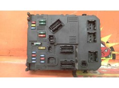 Recambio de caja reles / fusibles para peugeot 206 berlina xs referencia OEM IAM 9653667680 9653667680 9653667680
