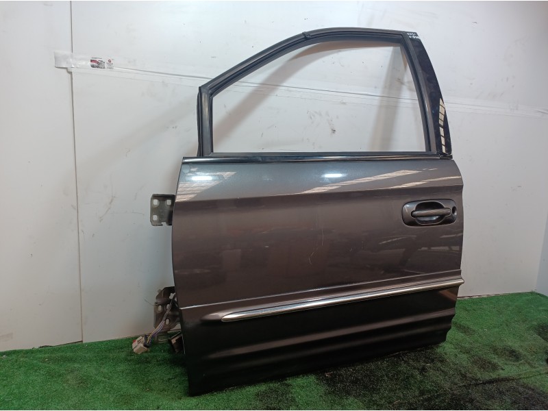 Recambio de puerta delantera izquierda para chrysler grand voyager limited referencia OEM IAM   